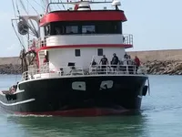 மீன்பிடி கப்பல் விற்பனைக்கு