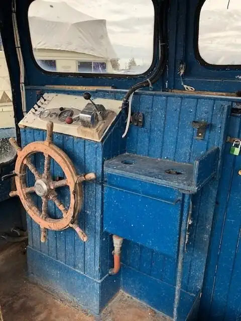 டிராலர் விற்பனைக்கு