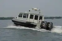 காவல் படகு விற்பனைக்கு