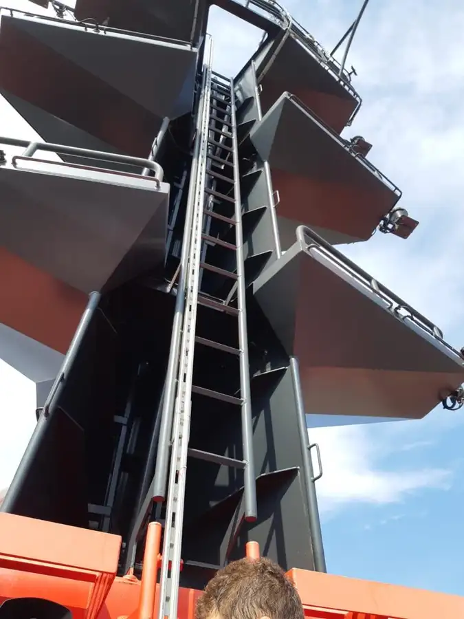 தளம் வழங்கும் கப்பல் (PSV) விற்பனைக்கு