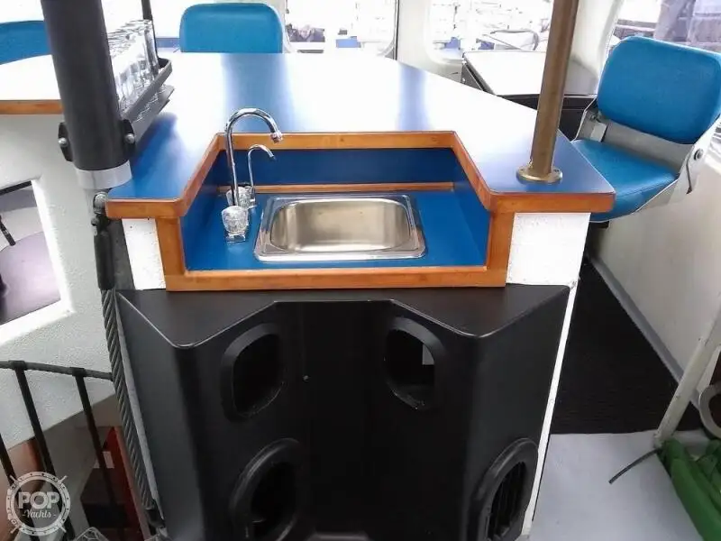 கட்டர் விற்பனைக்கு