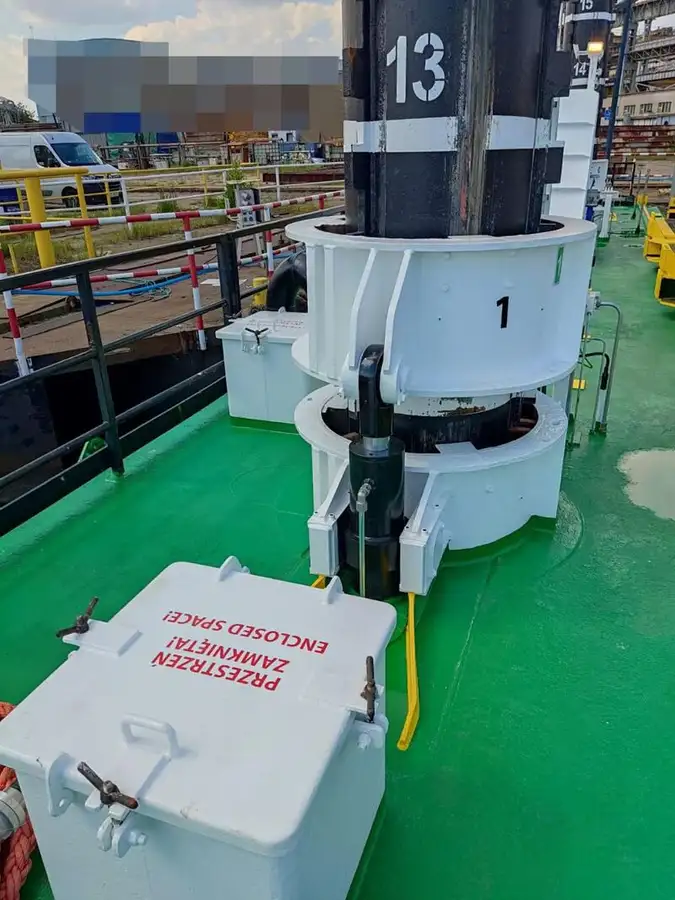 பarge விற்பனைக்கு