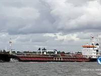 எண்ணெய் / இரசாயன டேங்கர் விற்பனைக்கு