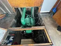 டிராலர் விற்பனைக்கு