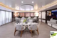 குரூஸ் கப்பல் விற்பனைக்கு