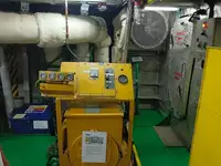 குழு படகு விற்பனைக்கு