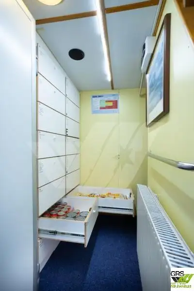 காவல் படகு விற்பனைக்கு