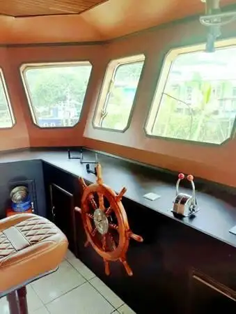 லேண்டிங் கிராஃப்ட், டேங்க் விற்பனைக்கு