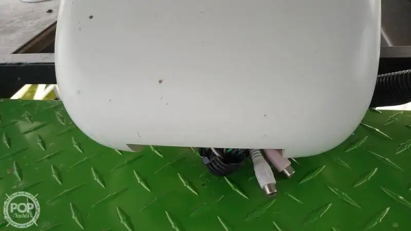 கண்டெய்னர் கப்பல் விற்பனைக்கு