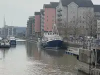 Trawler விற்பனைக்கு