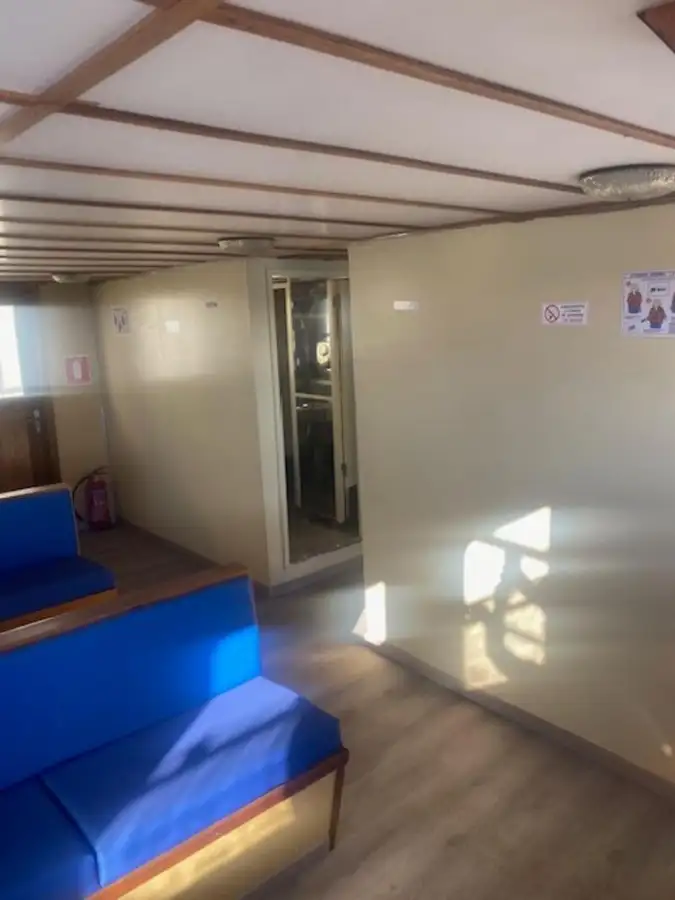 படகு கப்பல் விற்பனைக்கு