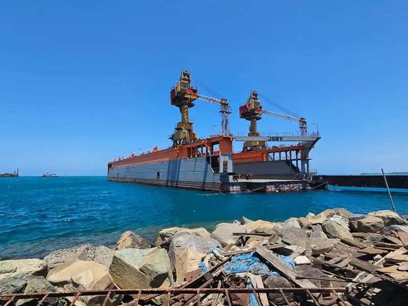மிதக்கும் கப்பல் தளம் விற்பனைக்கு