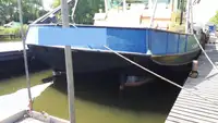 டிராலர் விற்பனைக்கு