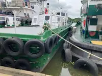 குழு படகு விற்பனைக்கு