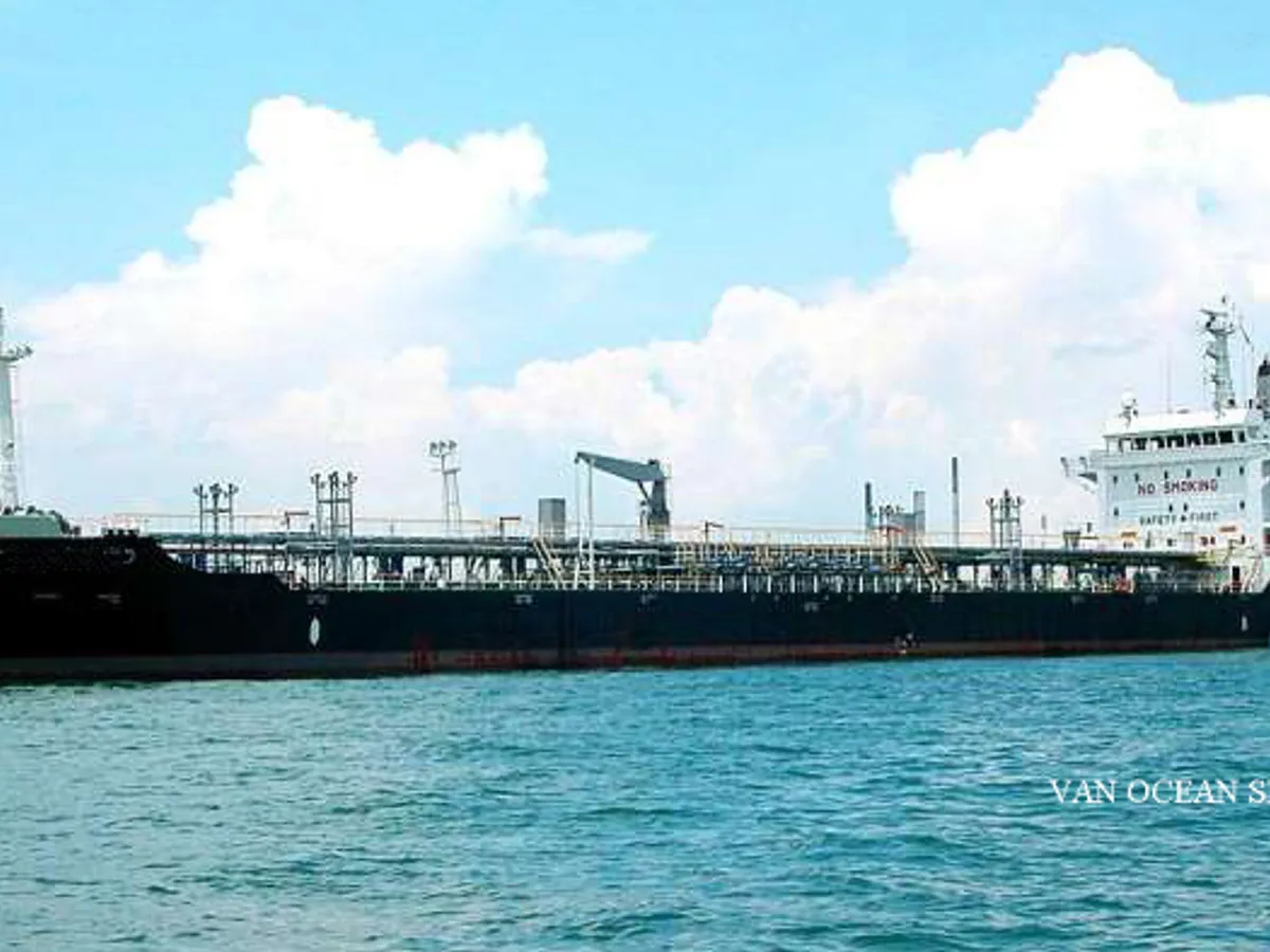 எண்ணெய் / இரசாயன டேங்கர் விற்பனைக்கு