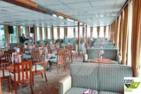 குரூஸ் கப்பல் விற்பனைக்கு