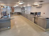 தங்கும் படகு விற்பனைக்கு