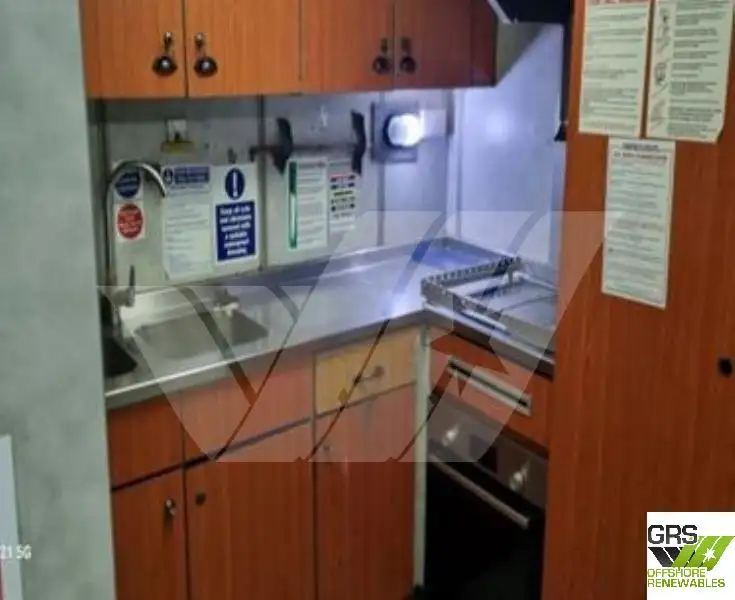 குழு படகு விற்பனைக்கு