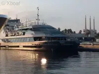 குரூஸ் கப்பல் விற்பனைக்கு
