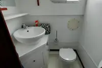 டிராலர் விற்பனைக்கு