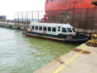 இழுக்கும் படகு விற்பனைக்கு