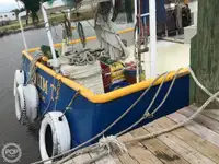 டிராலர் விற்பனைக்கு