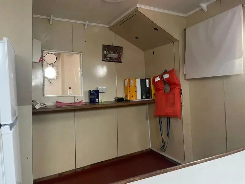 இழுக்கும் படகு விற்பனைக்கு