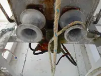 டிராலர் விற்பனைக்கு