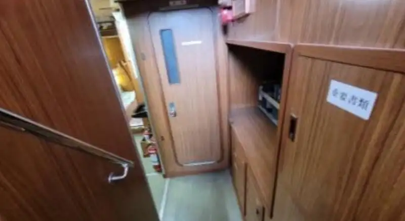 காவல் படகு விற்பனைக்கு