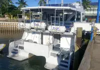 கேடமரன் விற்பனைக்கு