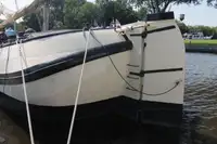 பarge விற்பனைக்கு