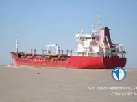 எண்ணெய் / இரசாயன டேங்கர் விற்பனைக்கு