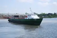குழு படகு விற்பனைக்கு
