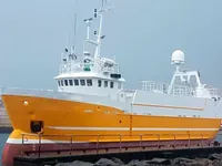 டிராலர் விற்பனைக்கு