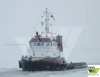 வேலை செய்யும் படகுகள் விற்பனைக்கு