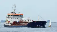 Oil/Chemical tanker விற்பனைக்கு