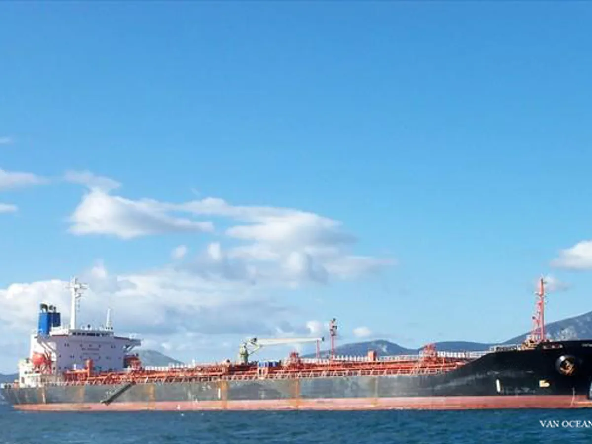 எண்ணெய் / இரசாயன டேங்கர் விற்பனைக்கு