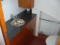 காவல் படகு விற்பனைக்கு