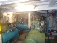 குழு படகு விற்பனைக்கு