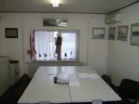 பarge விற்பனைக்கு