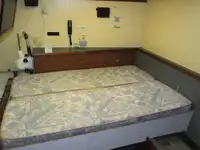 காவல் படகு விற்பனைக்கு