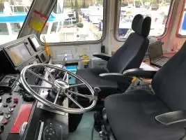 குழு படகு விற்பனைக்கு