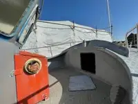 எல்என்ஜி கொண்டு செல்லும் கப்பல் விற்பனைக்கு