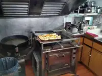 டிராலர் விற்பனைக்கு