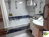 குரூஸ் கப்பல் விற்பனைக்கு
