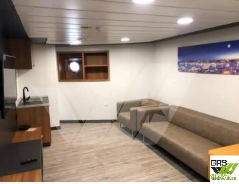 டிராலர் விற்பனைக்கு
