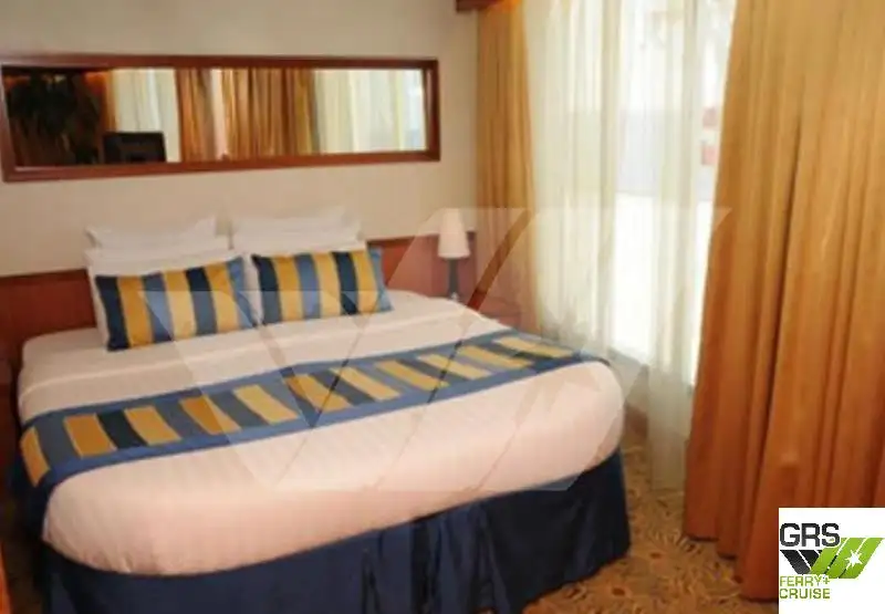 குரூஸ் கப்பல் விற்பனைக்கு