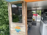கேடமரன் விற்பனைக்கு