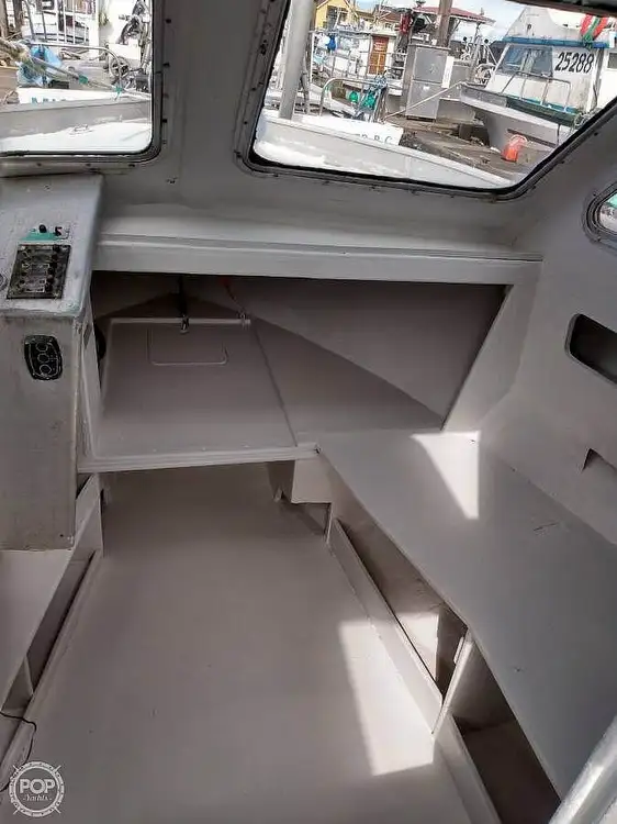 டிராலர் விற்பனைக்கு