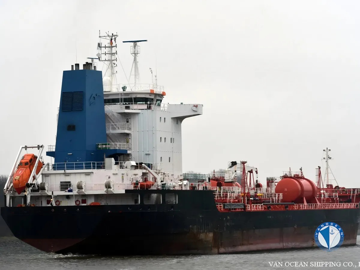 எண்ணெய் / இரசாயன டேங்கர் விற்பனைக்கு
